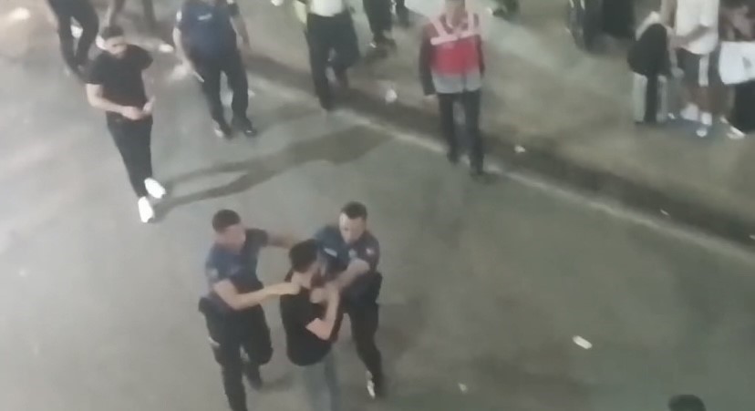 Sabiha Gökçen Havalimanı’nda yol verme kavgası