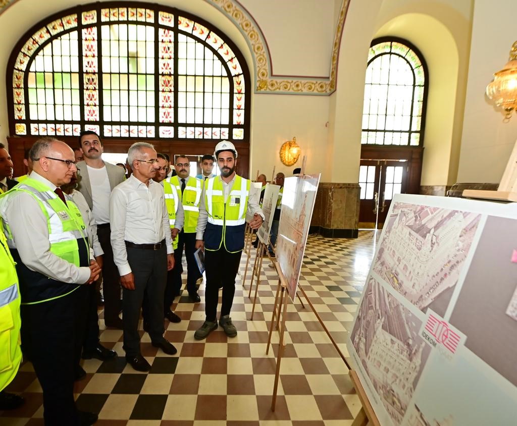 Bakan Uraloğlu: “Gar ve arazisindeki çalışmalar 2024’te tamamlanacak”
