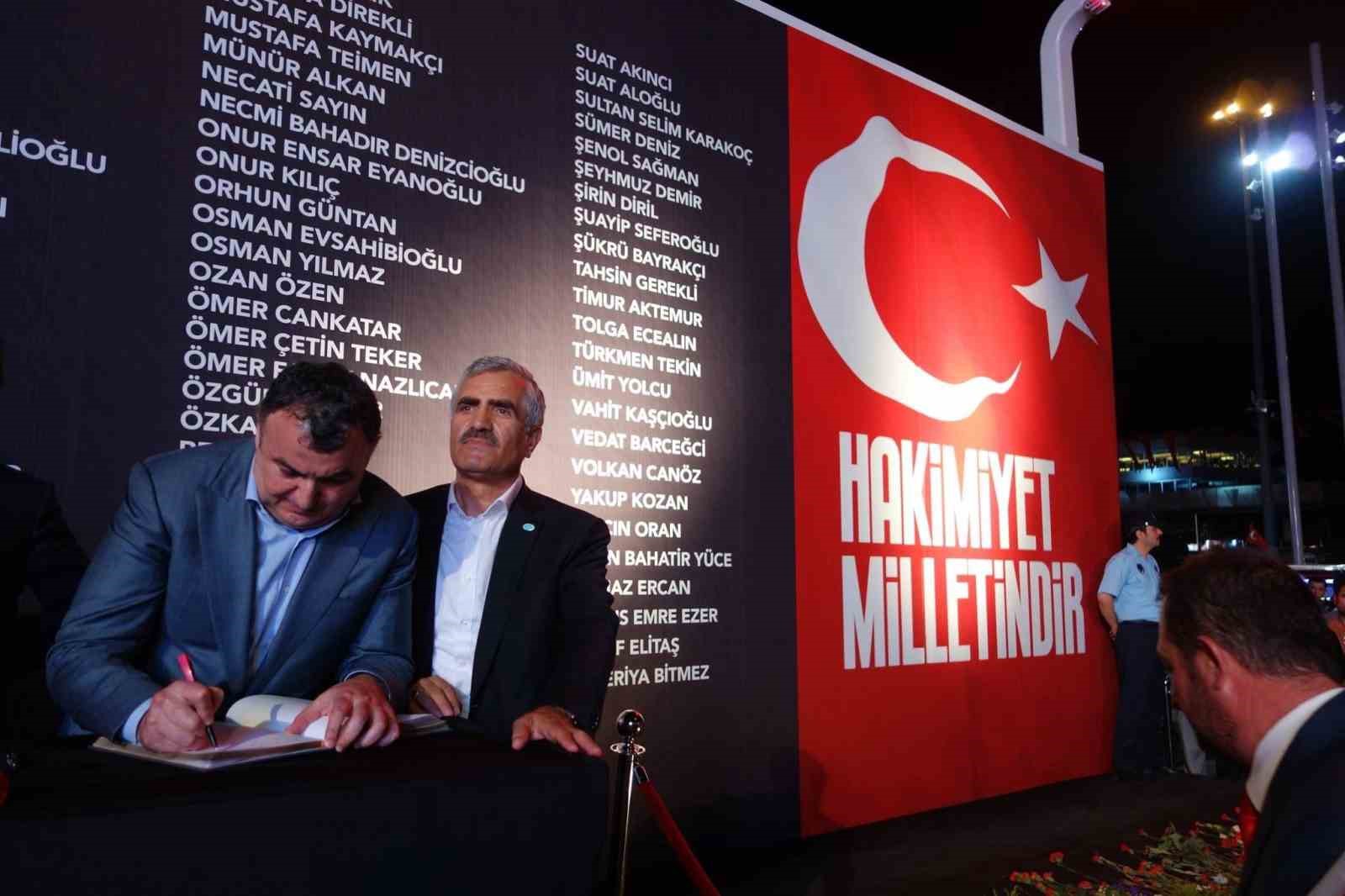 Kassanov’dan 15 Temmuz mesajı