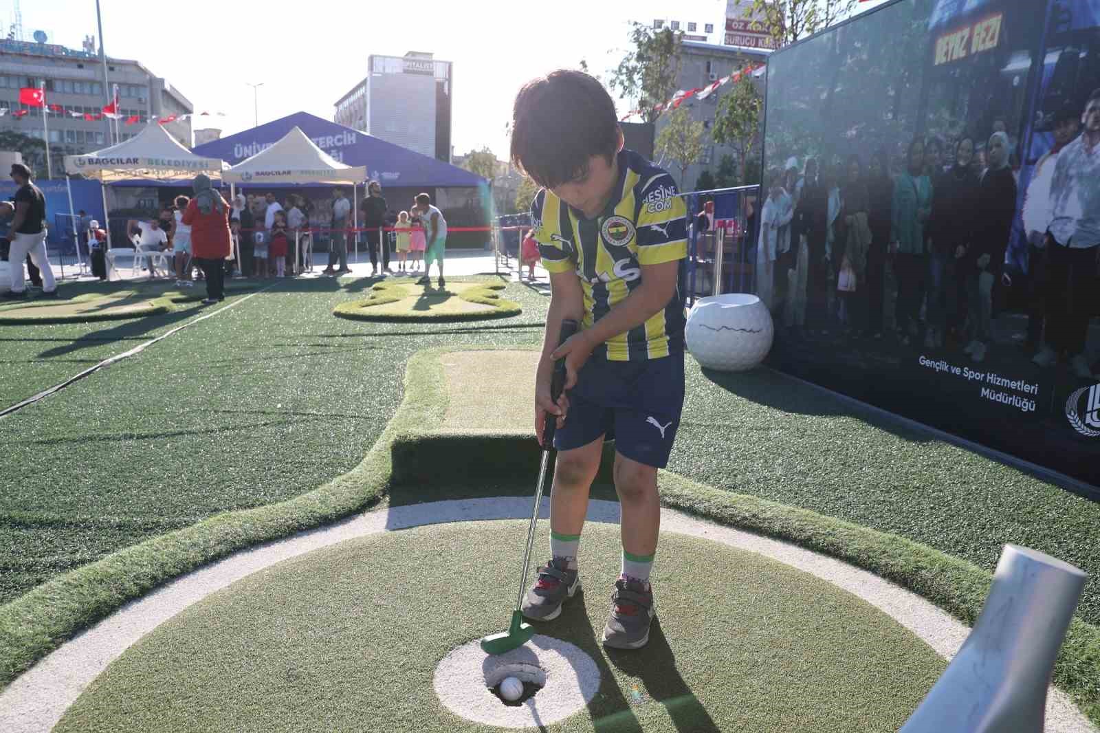 Bağcılar’da mini golf etkinliği düzenlendi