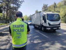 Sarıyer’de dron destekli trafik denetimi