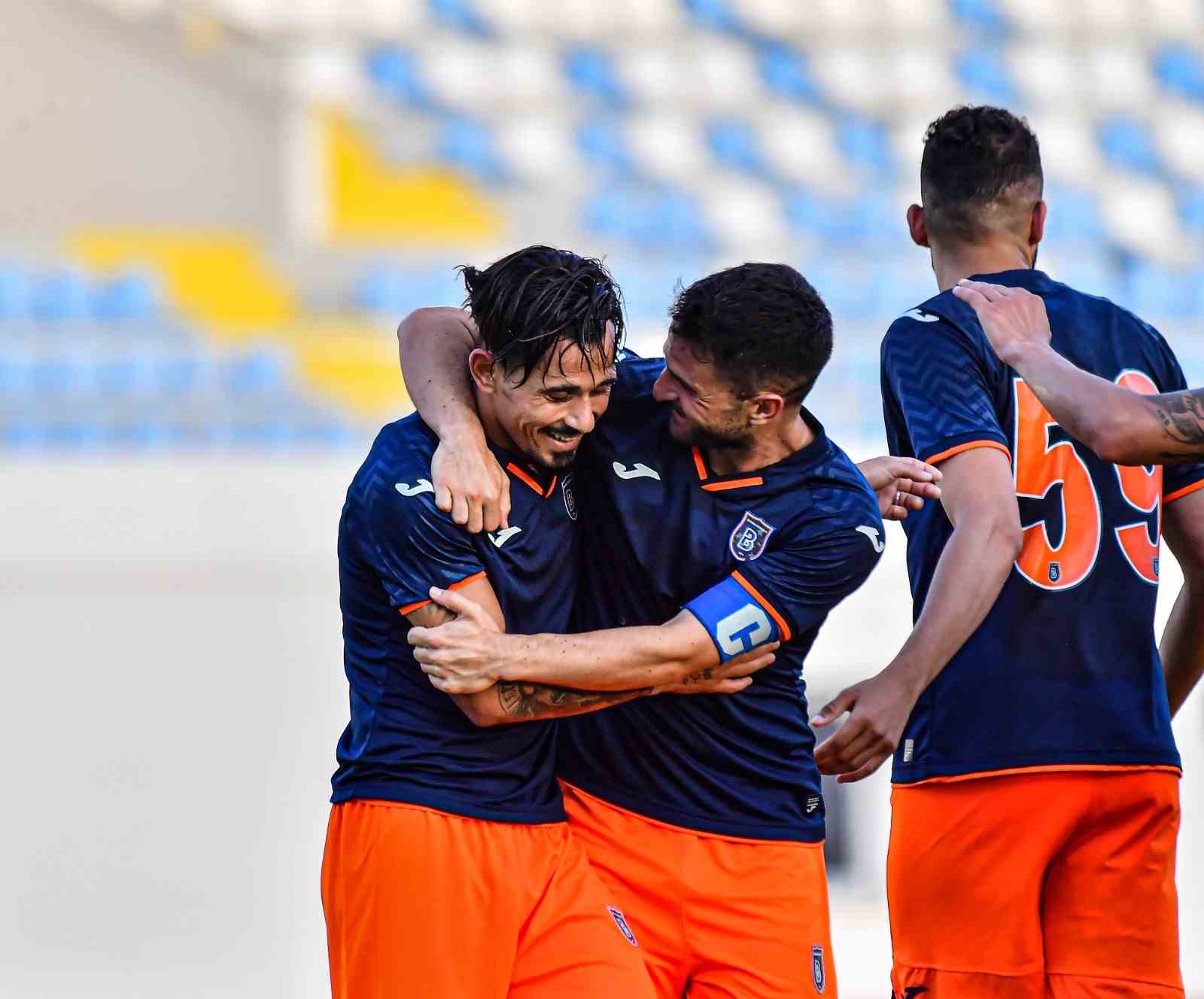 Başakşehir, hazırlık maçında Al Markhiya’yı 3-1’le geçti