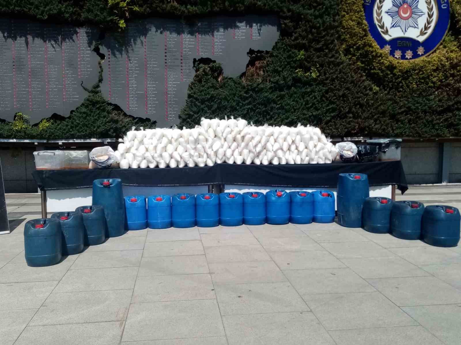 İstanbul’da 849 kilo uyuşturucu yakalandı