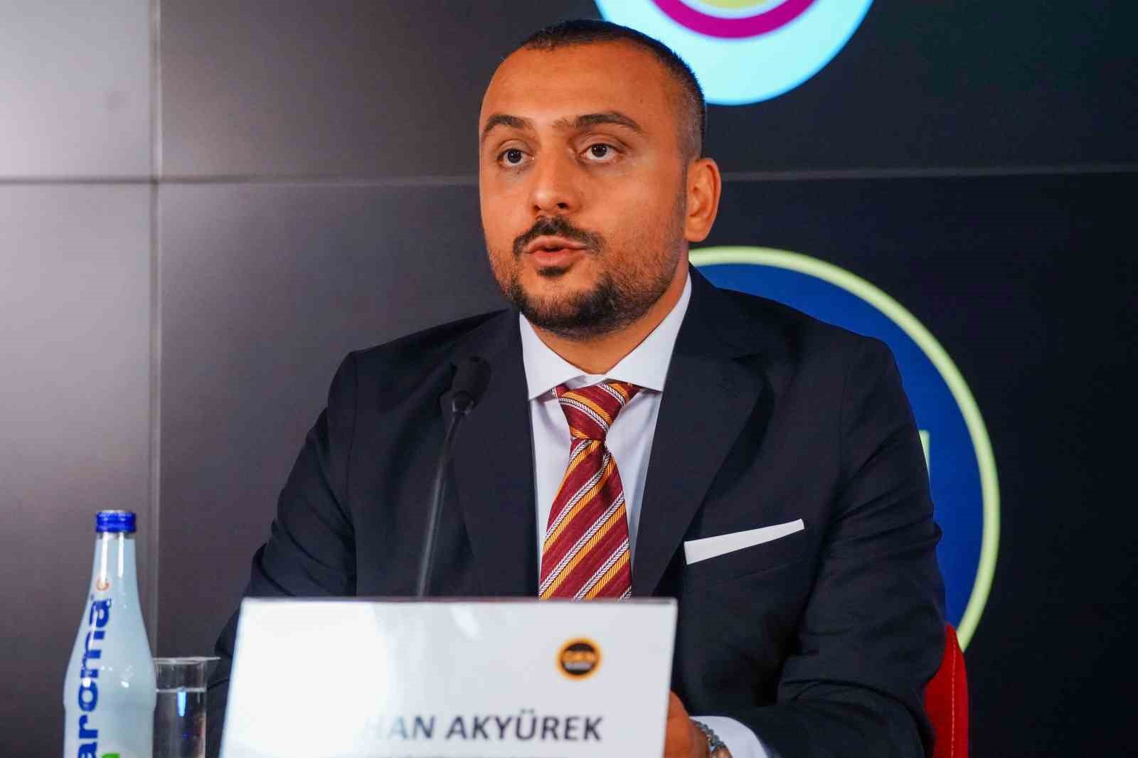 Galatasaray, GKN Kargo ile forma kol sponsorluğu anlaşması imzaladı