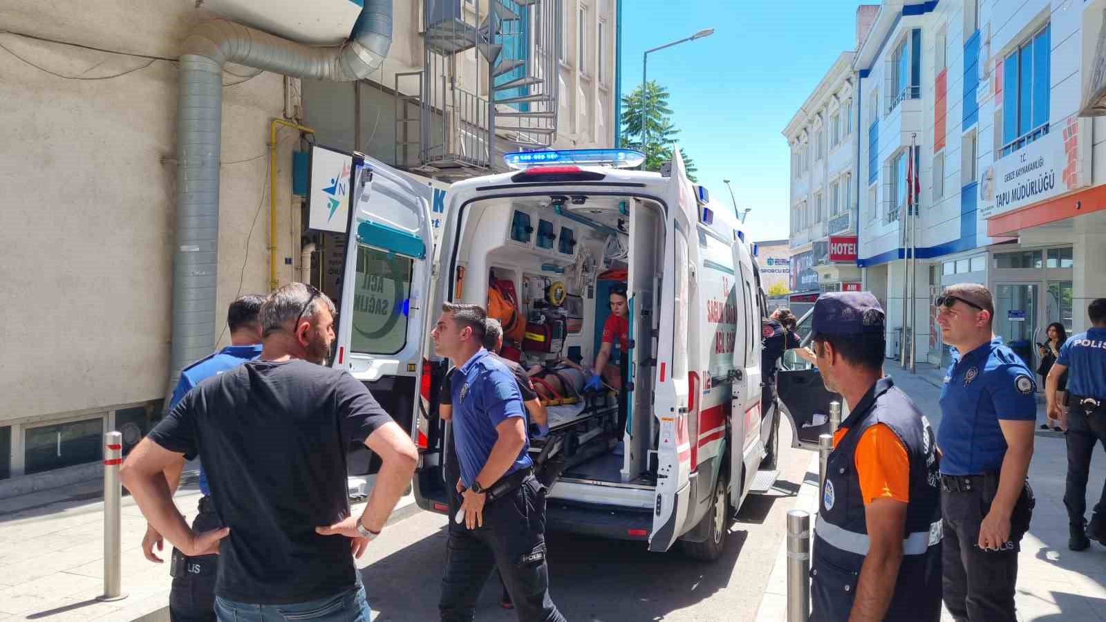 Kocaeli’de 17 yaşındaki kız pencereden düştü