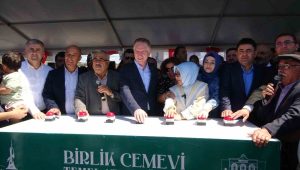 Vali Davut Gül: “Dışarıdan biri bize dokunmadığı müddetçe yüzyıllardır süren bu kardeşliğimizi, binlerce yıl daha devam ettireceğiz”