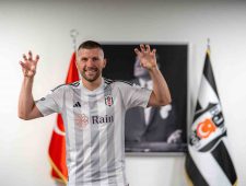Ante Rebic: “Beşiktaş’a şampiyonluk için geldim”