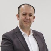 Özcan yanıtsız sorulara yanıt aradı