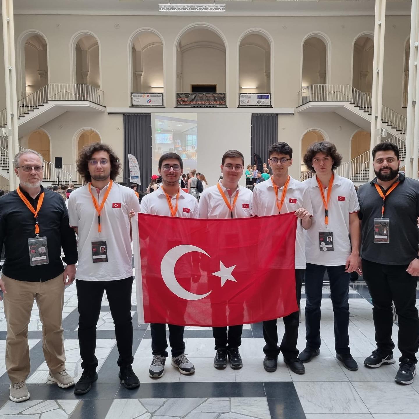 Bahçeşehir Koleji’nden gururlandıran  başarı