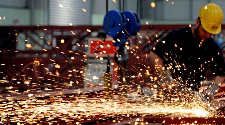 Sanayi üretimi aralık ayında azaldı Sanayi üretimi aralık ayında azaldı