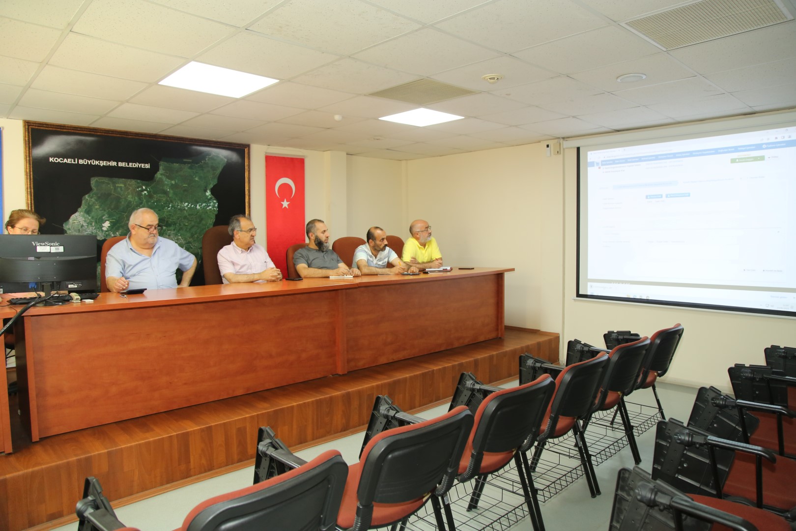 Büyükşehir'den Gebze ve İzmit için spor tadilatı Büyükşehir'den Gebze ve İzmit için spor tadilatı