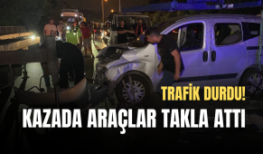 Kocaeli’de gerçekleşen kazada araçlar takla attı, trafik durdu!