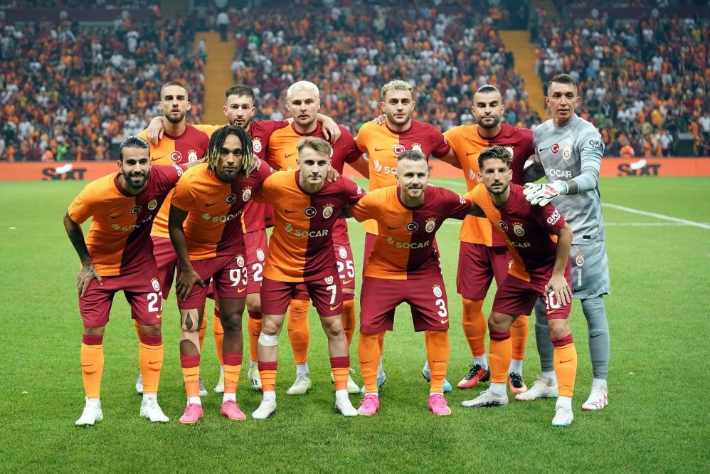 Galatasaray, Olimpija Ljubljana maçının kadrosunu UEFA’ya bildirdi