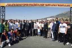 Galatasaray’dan afet bölgesi Kahramanmaraş’a ziyaret