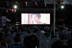 Sultangazi’de açıkhava sinema keyfi ‘Müslüm’ filmiyle Başladı