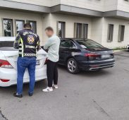 İstanbul’da emniyet şeridini işgal eden sürücüye ceza