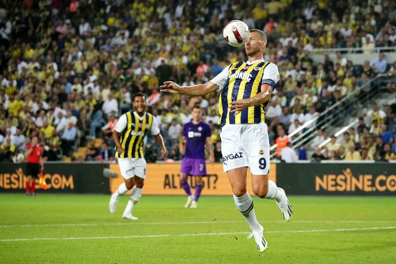 UEFA Avrupa Konferans Ligi: Fenerbahçe: 0 – Maribor: 0 (İlk yarı)