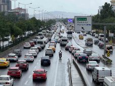 Anadolu Yakası’nda yağmur sonrası trafik yoğunluğu yaşandı