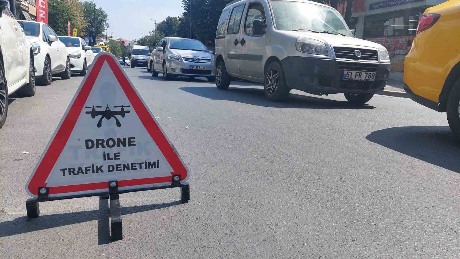 Bakırköy’de dron destekli yaya geçidi denetimde sürücüler böyle itiraz etti