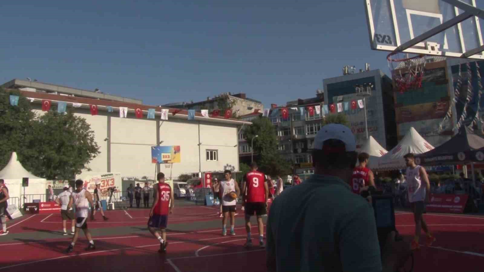 3×3 sokak basketbol turnuvasına yoğun ilgi