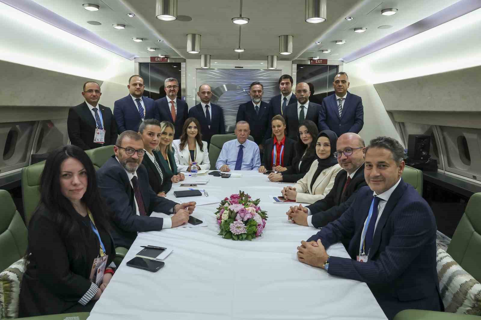 Cumhurbaşkanı Erdoğan’dan Macaristan dönüşü açıklamalar