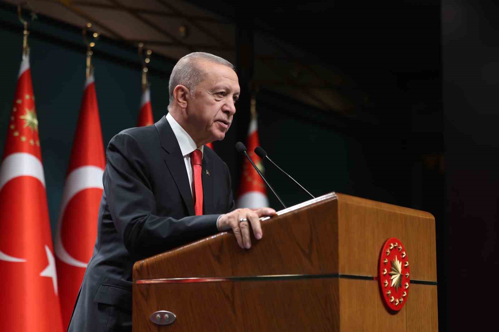 Cumhurbaşkanı Erdoğan: “BM Barış Gücü askerlerinin KKTC’nin topraklarına fiziki müdahalesi asla kabul edilebilir bir durum değildir”
