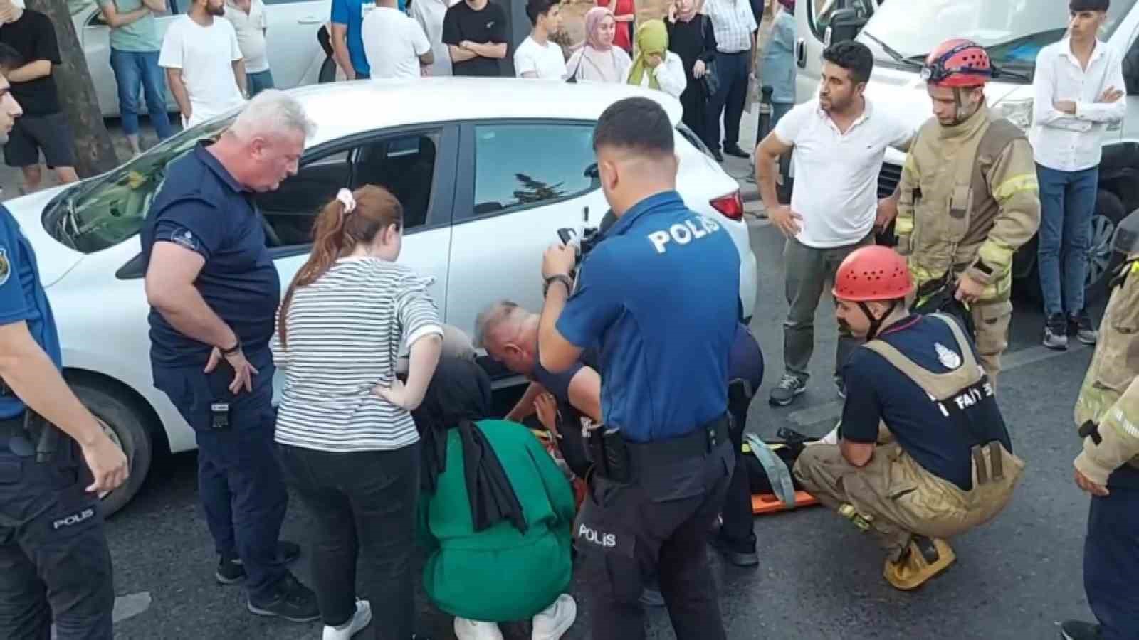Sultanbeyli’de otomobilin çarptığı kadın yaralandı