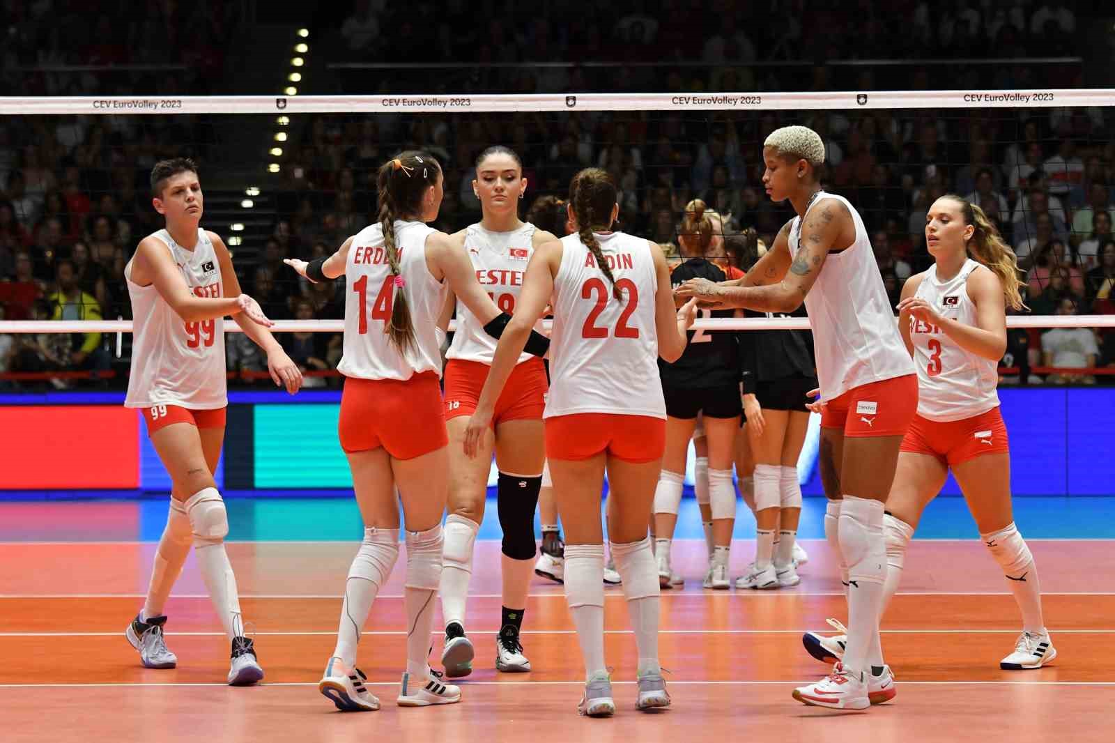 Filenin Sultanları namağlup son 16’da