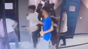 Bağcılar’da halı saha maçı kanlı bitti…O anlar kameralara yansıdı