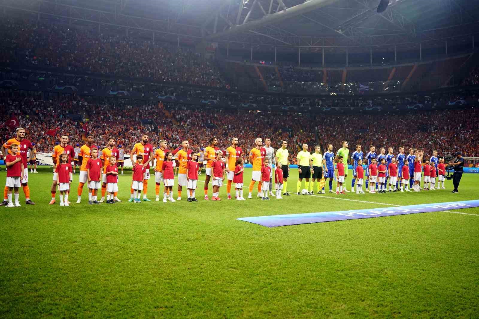 Galatasaray’da 3 değişiklik