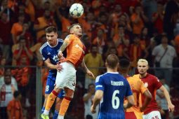 UEFA Şampiyonlar Ligi: Galatasaray: 1 – Molde: 0 (İlk yarı)