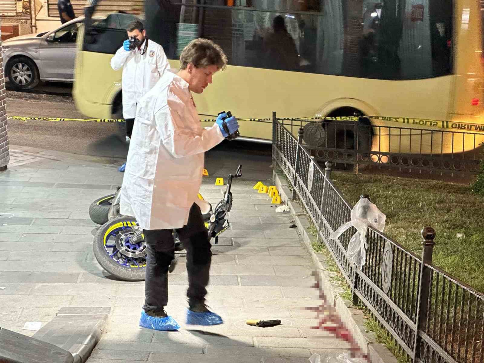 Gaziosmanpaşa’da silahlı saldırıya uğrayan motosikletli hayatını kaybetti