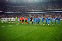 UEFA Avrupa Konferans Ligi: Beşiktaş: 0 – Dinamo Kiev: 0 (Maç devam ediyor)