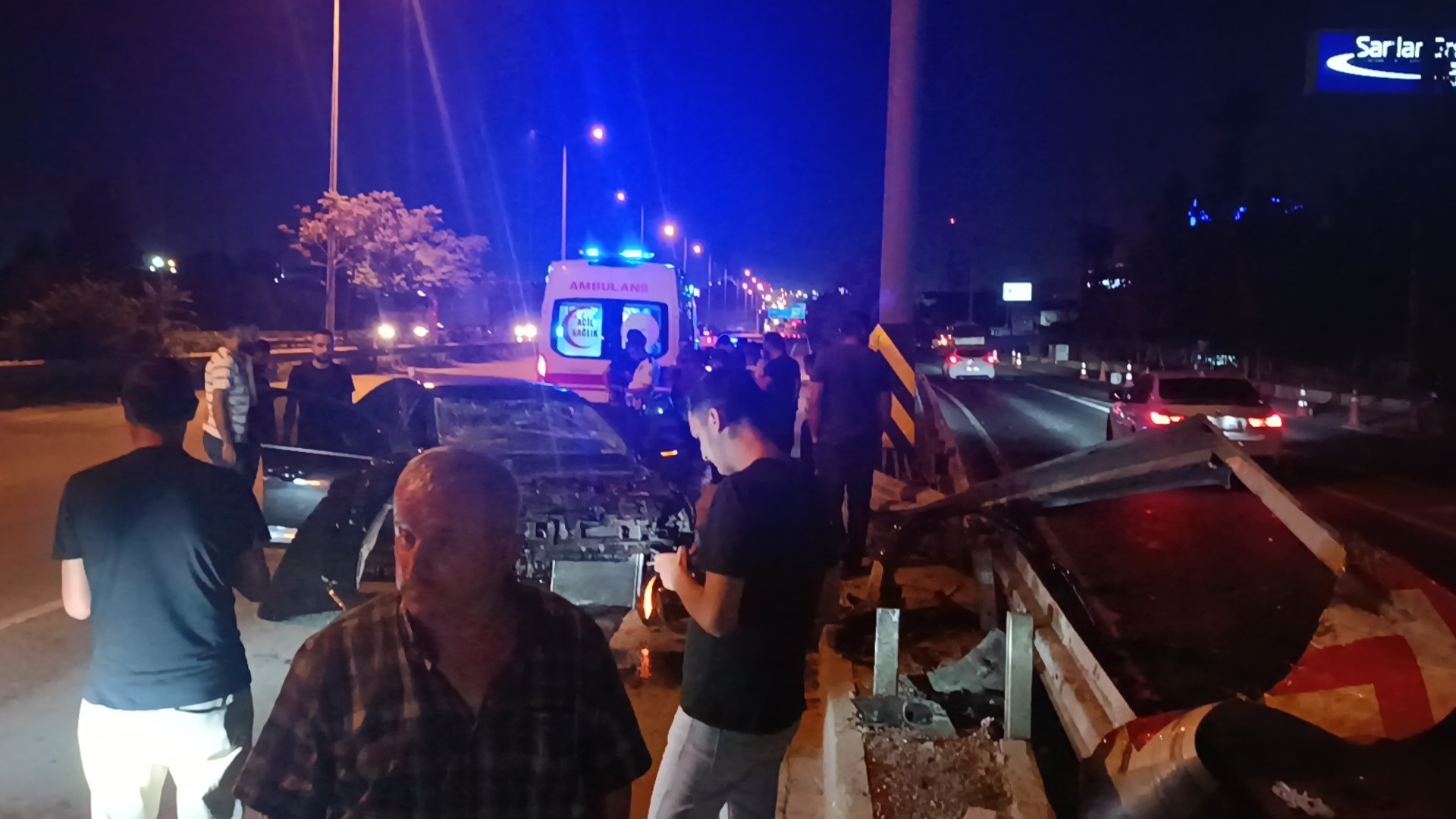 Gebze'de korkunç kaza! Belediye Başkan Yardımcısı Yaşar ölümden döndü Gebze'de korkunç kaza! Belediye Başkan Yardımcısı Yaşar ölümden döndü