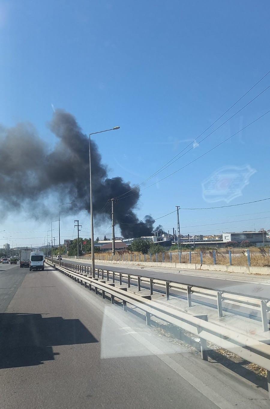 Son Dakika! Çayırova'da Dev Yangın Son Dakika! Çayırova'da Dev Yangın