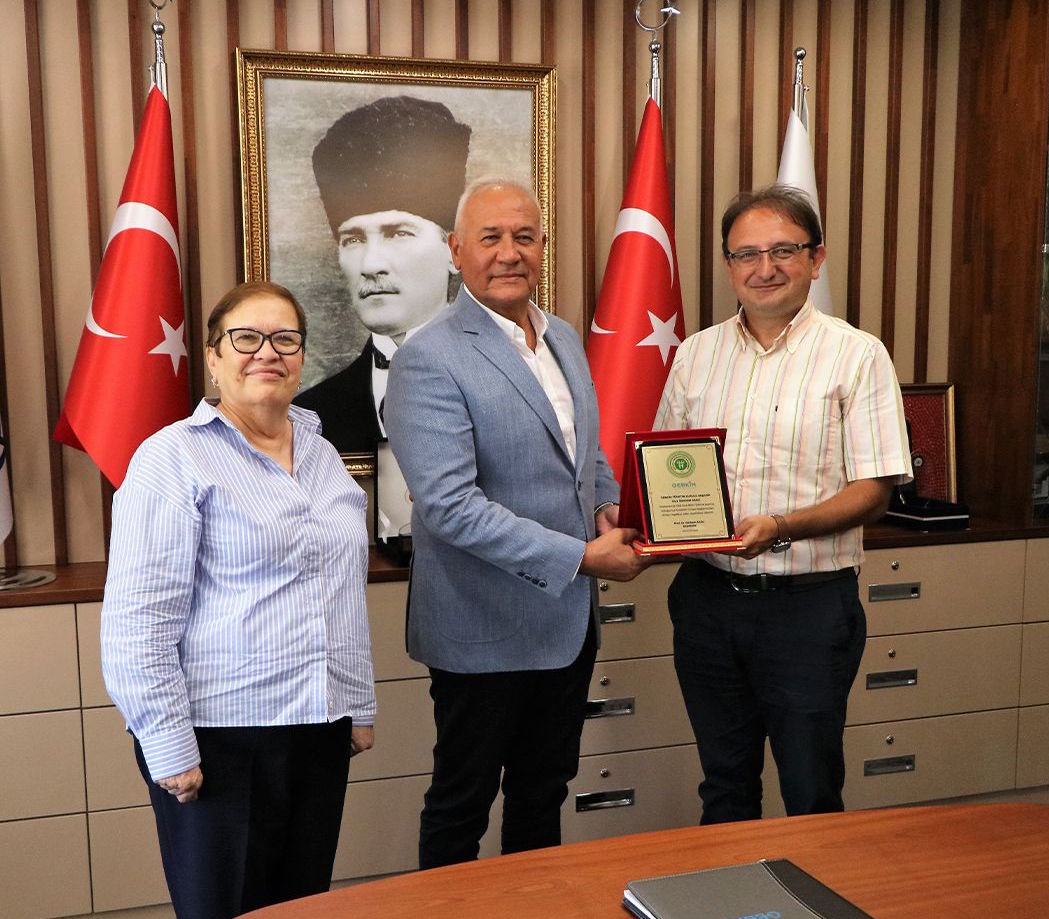 KOÜ Hastanesi’nden GEBKİM Vakfı’na teşekkür KOÜ Hastanesi’nden GEBKİM Vakfı’na teşekkür