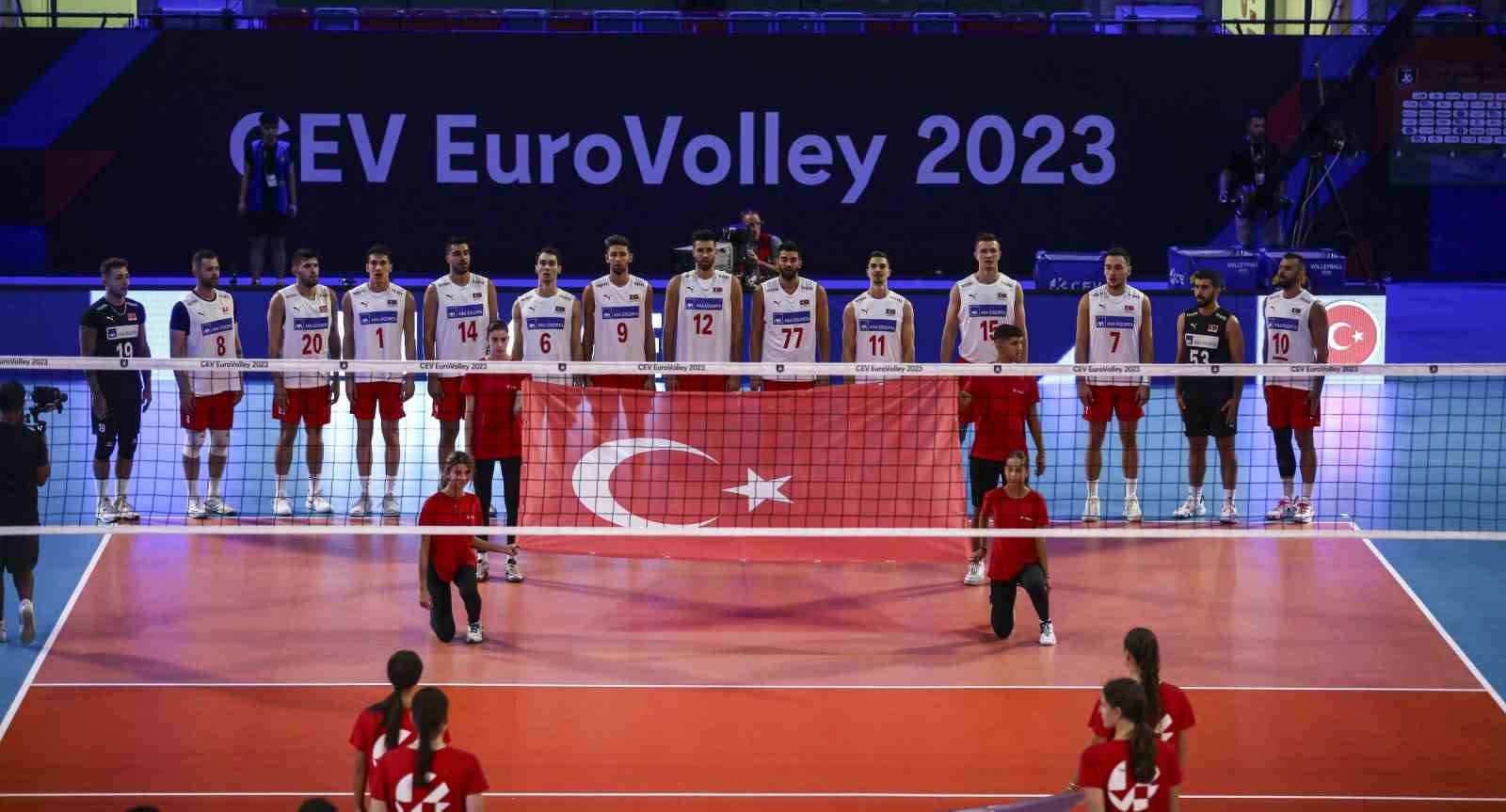 Filenin Efeleri, Romanya’ya yenildi
