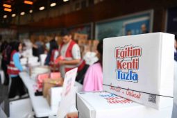 Tuzla Belediyesi’nden 50 bin öğrenciye kırtasiye desteği