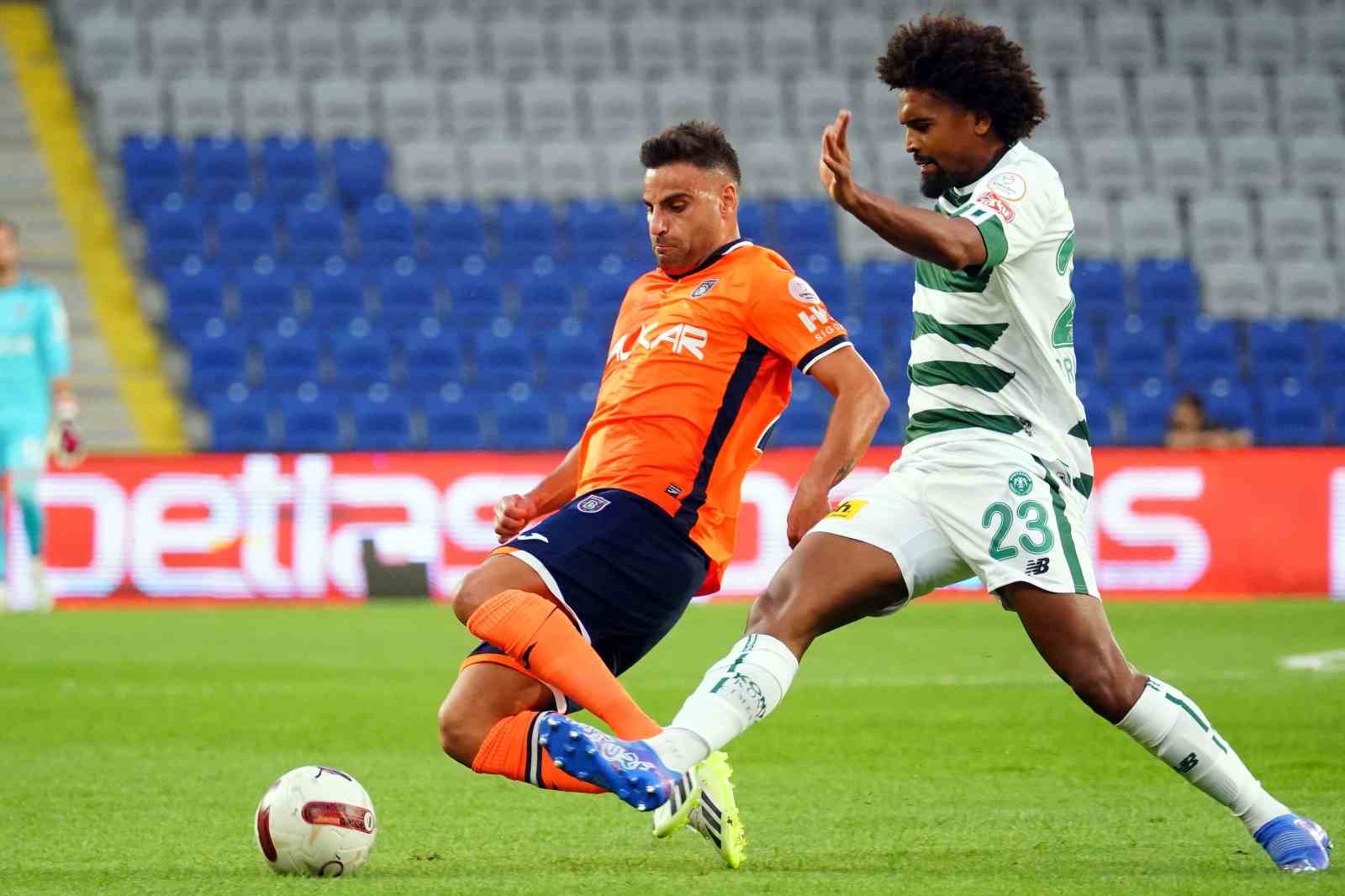 Trendyol Süper Lig: RAMS Başakşehir: 0 – Konyaspor: 0 (İlk yarı)