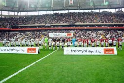Trendyol Süper Lig: Beşiktaş: 0 – Sivasspor: 0 (Maç devam ediyor)