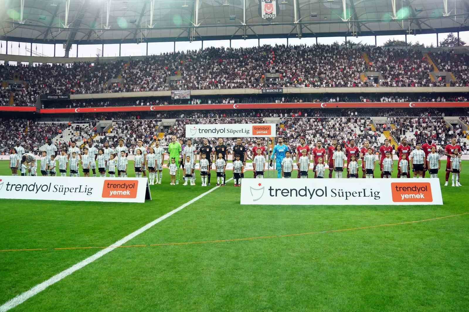 Trendyol Süper Lig: Beşiktaş: 0 – Sivasspor: 0 (Maç devam ediyor)
