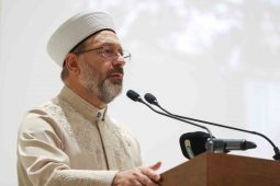 Diyanet İşleri Başkanı Erbaş’tan ’terör örgütleri’ mesajı