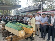 TEM’deki kazada hayatını kaybeden 4 kişi Silivri’de son yolculuğuna uğurlandı