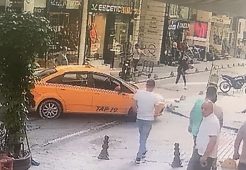 Laleli’de yol verme tartışmasında taksici bacağından vuruldu