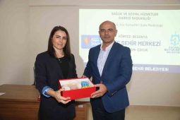 Başkan Söğüt: “Körfez’de her yaşa, her gruba dokunan hizmetleri hayata geçiriyoruz”