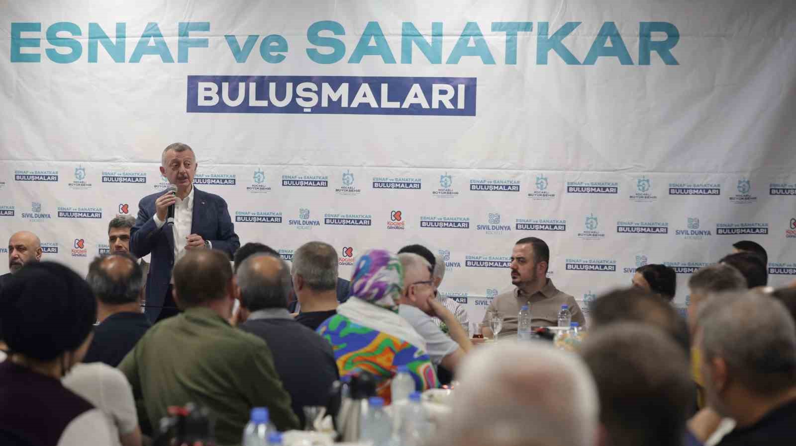 Büyükakın: “18 milyar TL yatırım yaptık, 4 milyar TL borç ödedik”