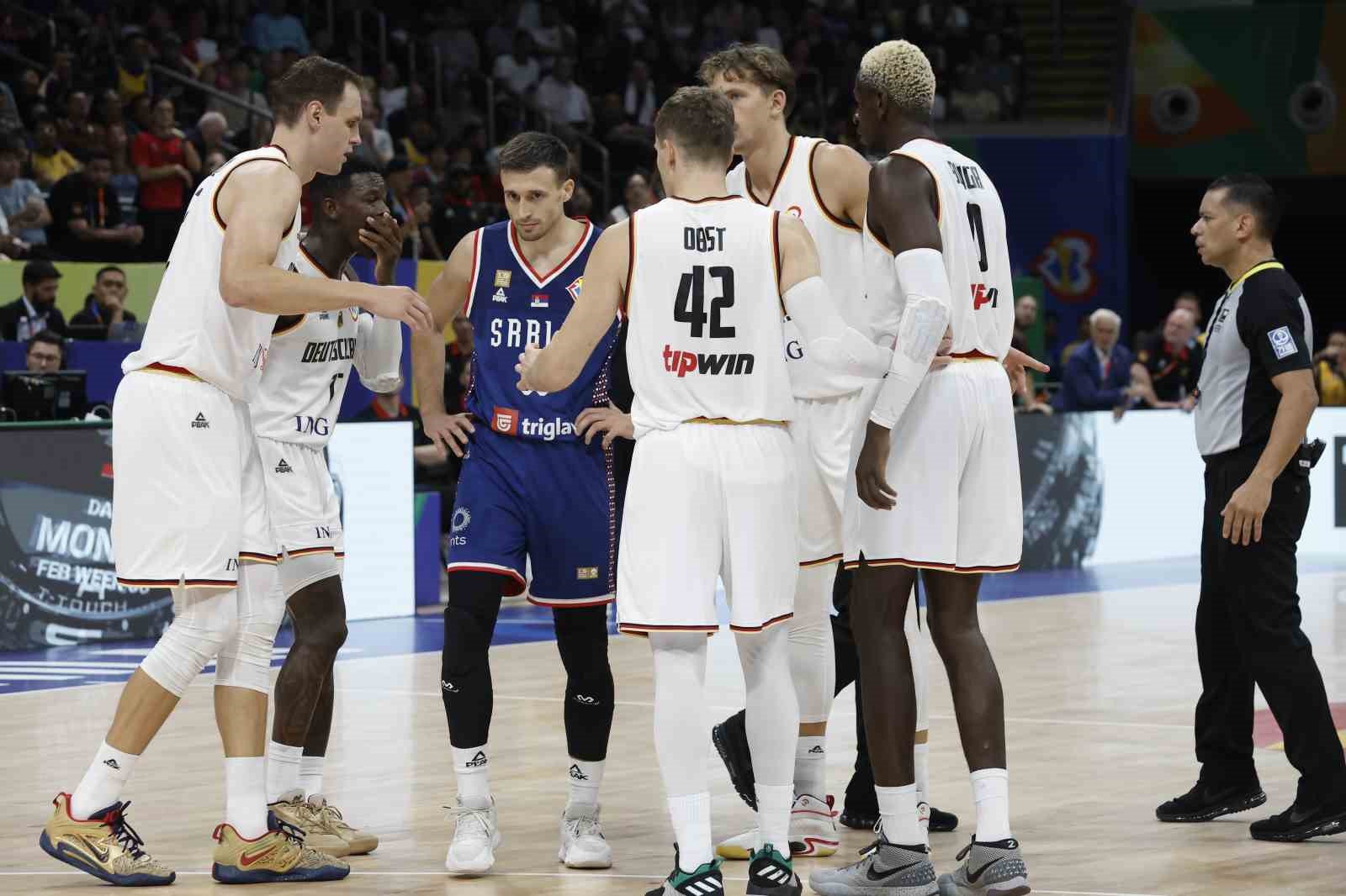 Almanya, FIBA Dünya Kupası finalinde Sırbistan’ı 83-77’lik skorla mağlup ederek şampiyon oldu.