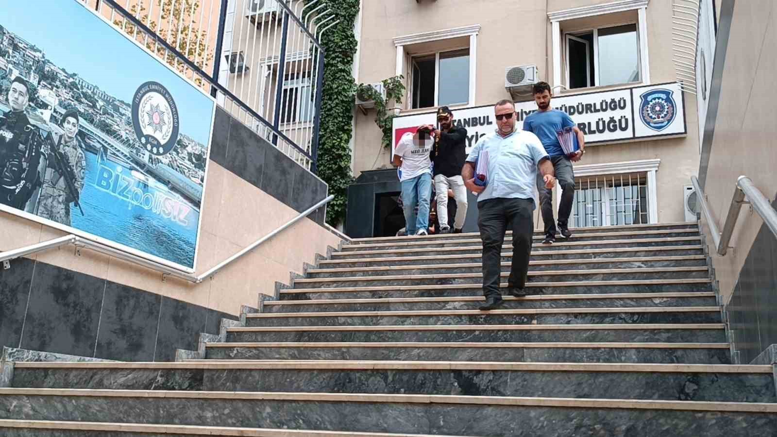 İstanbul’da suç makinesi 3 hırsız otomobilleri soydu