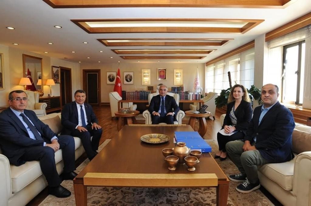 Bakan Ersoy’dan Dilovası’nın turizmi için 45 milyon hibe desteği sözü