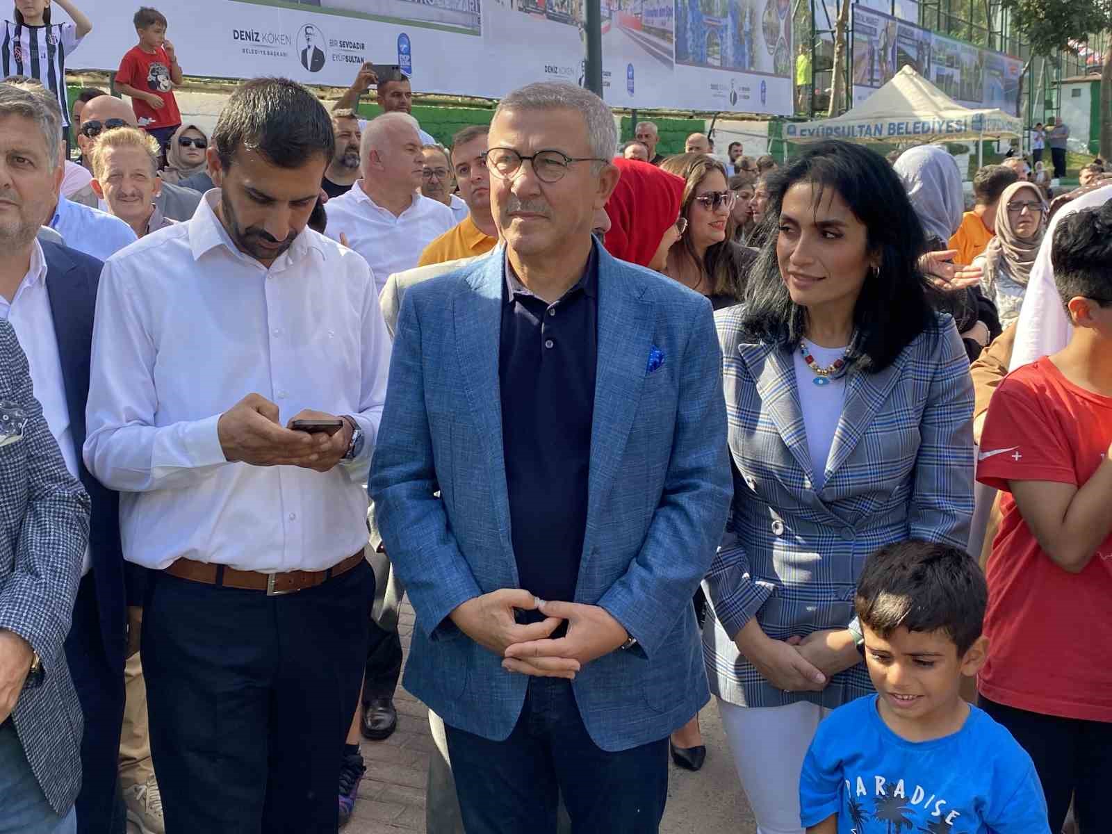 Eyüpsultan Belediyesi, Parseller Spor Sahası’nı futbolseverlerle buluşturdu